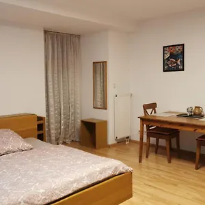  Apartment Gil